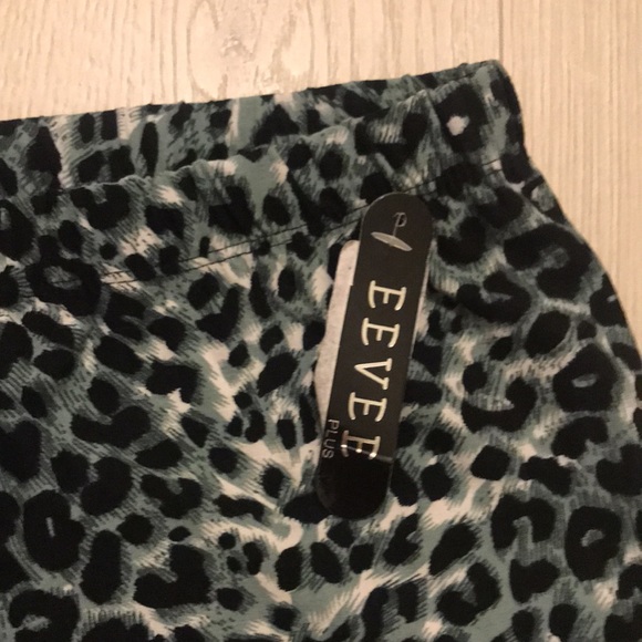 Leopard print - Picture 2 of 4